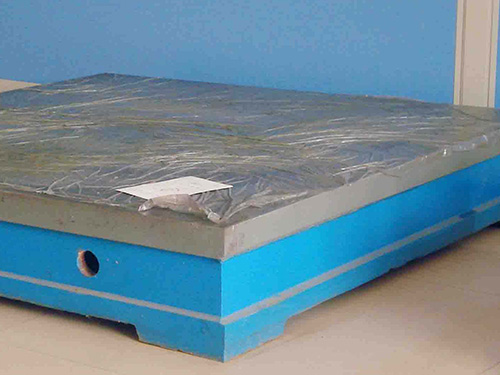 鑄鐵平臺的質量主要顯示那幾個方面